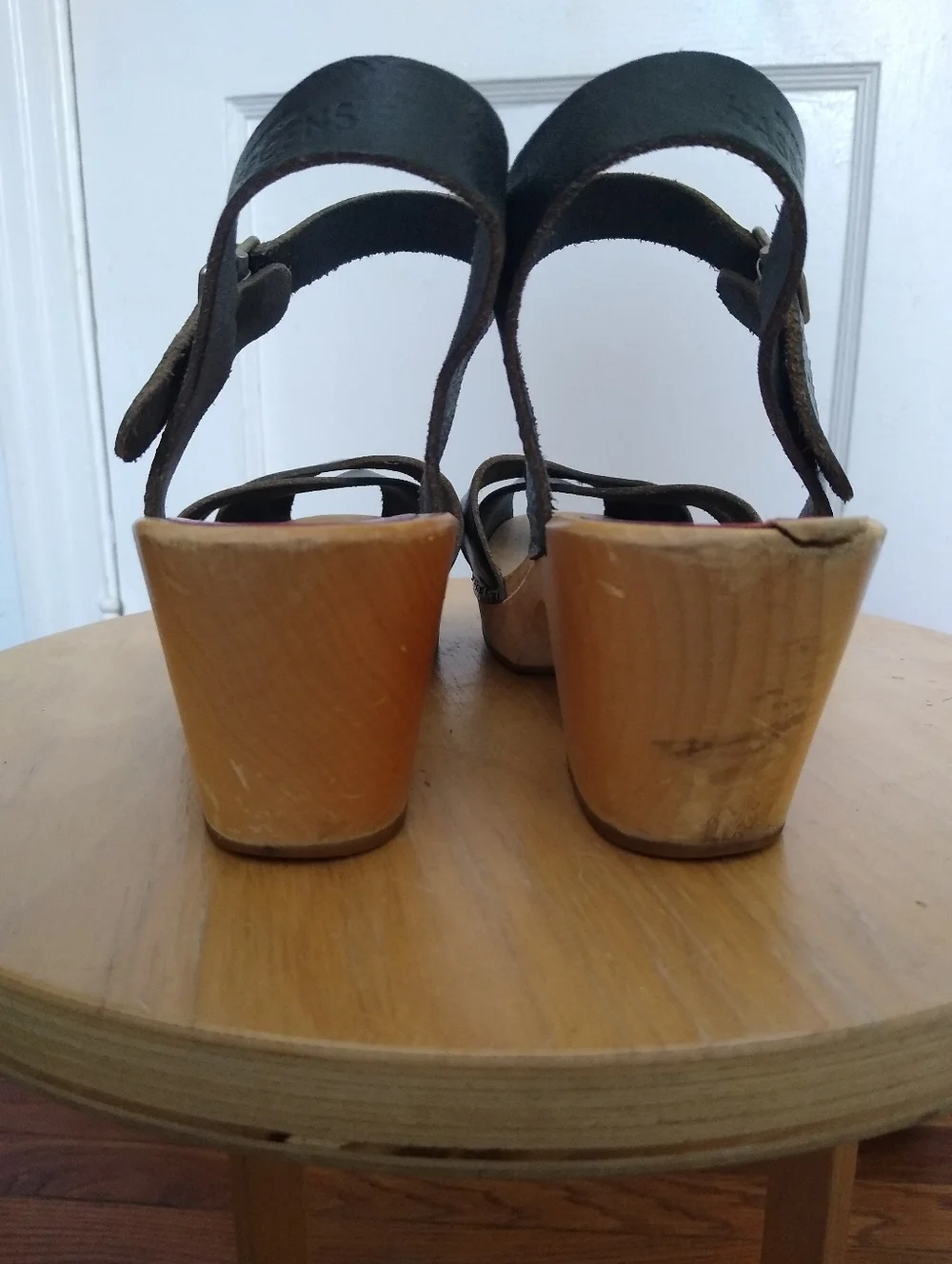 Swedish Hasbeens Cross Strap Clog Sandals - Picture 8 of 9